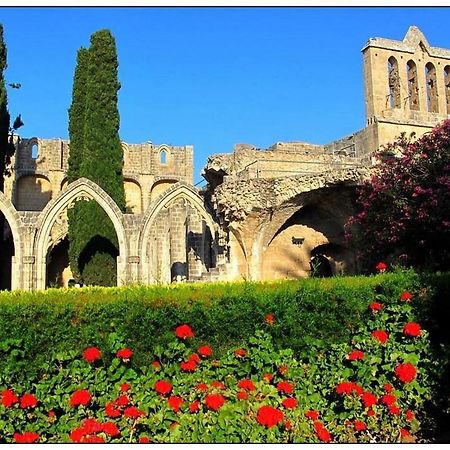 Bellapais Abbey Boutique Hotel ไคริเนีย ภายนอก รูปภาพ