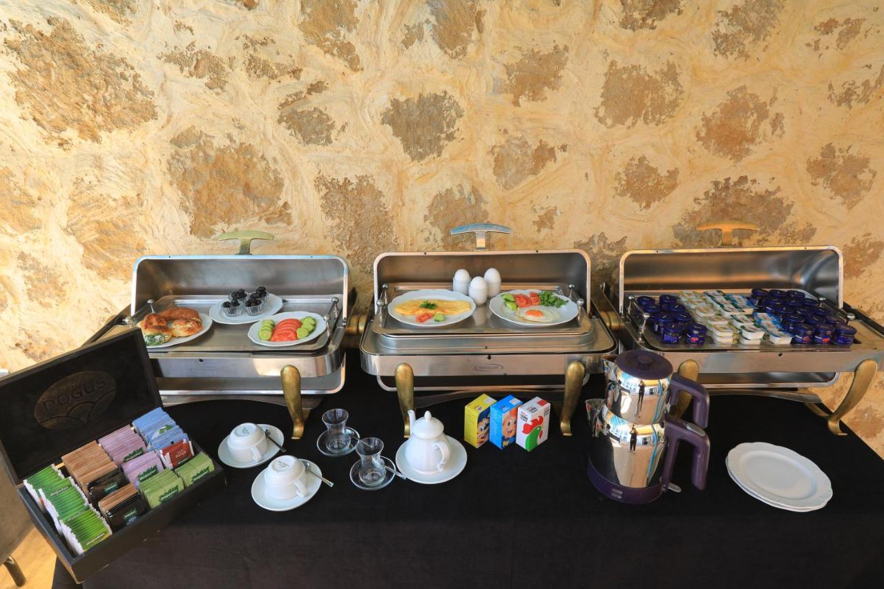Bellapais Abbey Boutique Hotel ไคริเนีย ภายนอก รูปภาพ